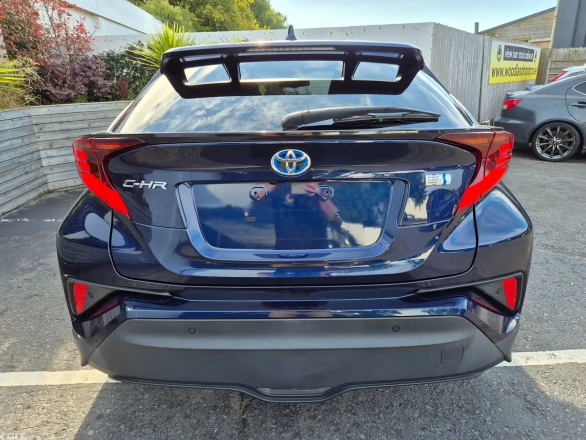 Toyota C-HR SUV, Petrol Hybrid, 2021, Blue