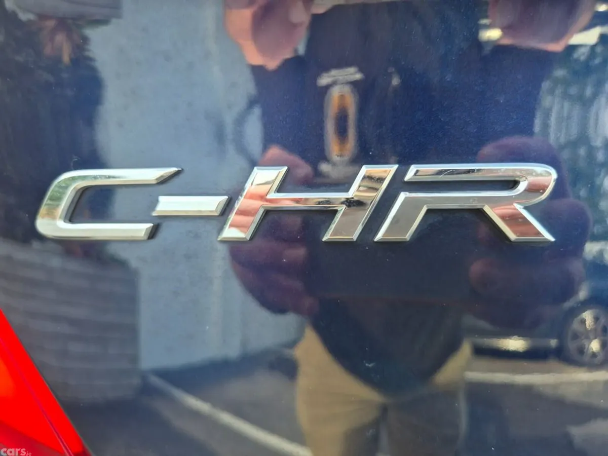 Toyota C-HR SUV, Petrol Hybrid, 2021, Blue