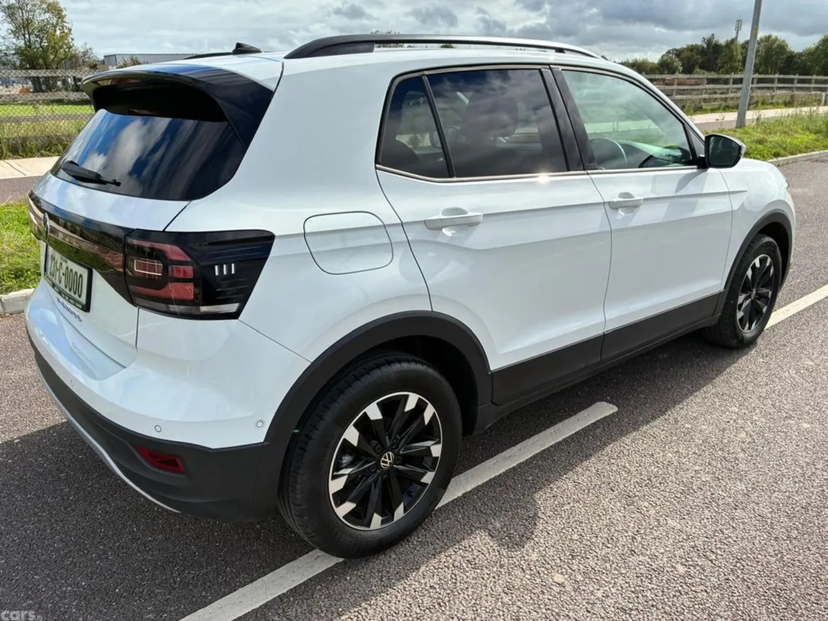 Volkswagen T-Cross SUV, Petrol, 2023, White