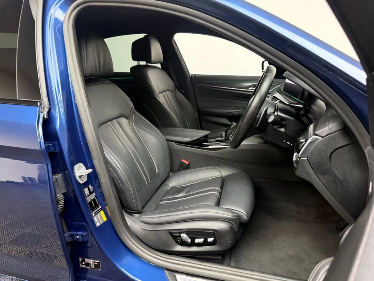 BMW 5-Series Saloon, Petrol Plug-in Hybrid, 2021, Blue