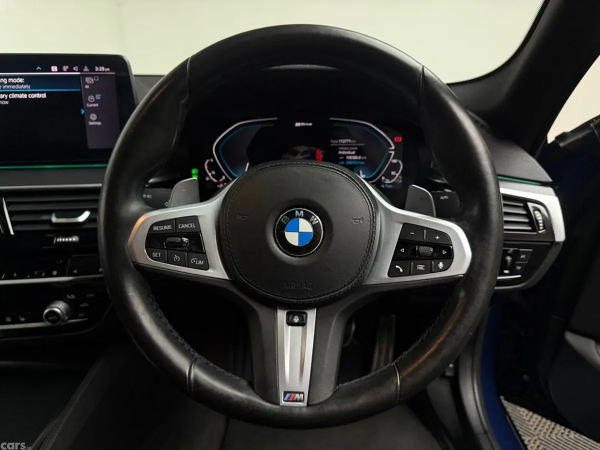 BMW 5-Series Saloon, Petrol Plug-in Hybrid, 2021, Blue