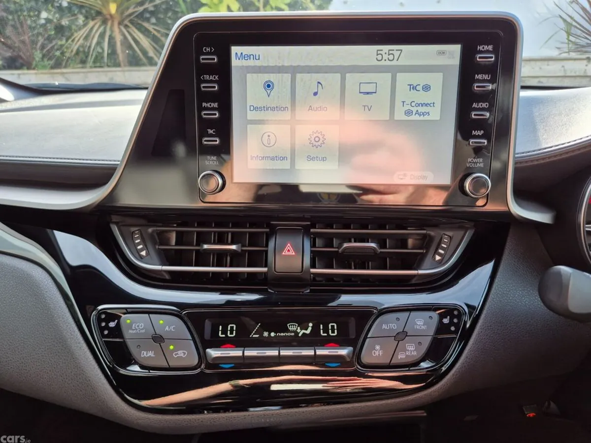 Toyota C-HR SUV, Petrol Hybrid, 2021, Blue
