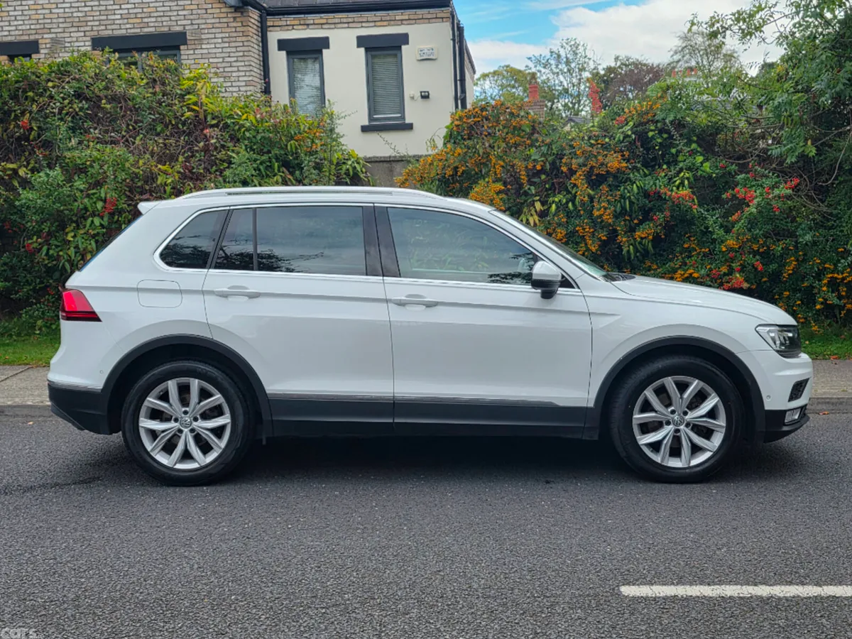 Volkswagen Tiguan Hatchback, Diesel, 2017, White