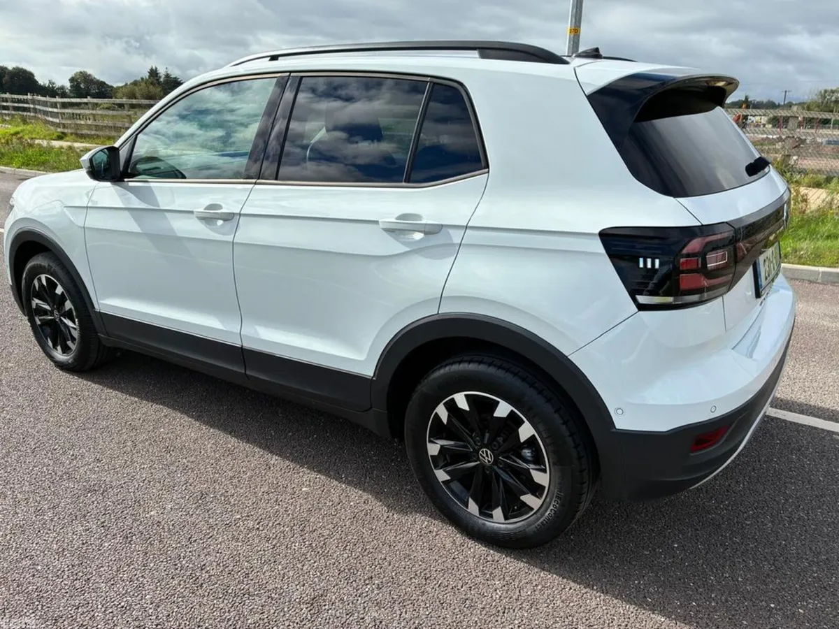 Volkswagen T-Cross SUV, Petrol, 2023, White