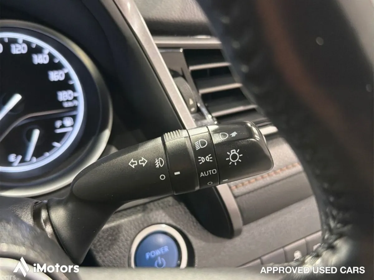 Toyota Camry Saloon, Petrol Hybrid, 2020, Black