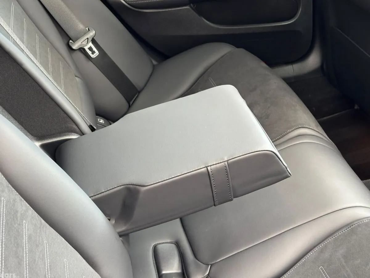 Mercedes-Benz C-Class Estate, Petrol Plug-in Hybrid, 2026, Grey