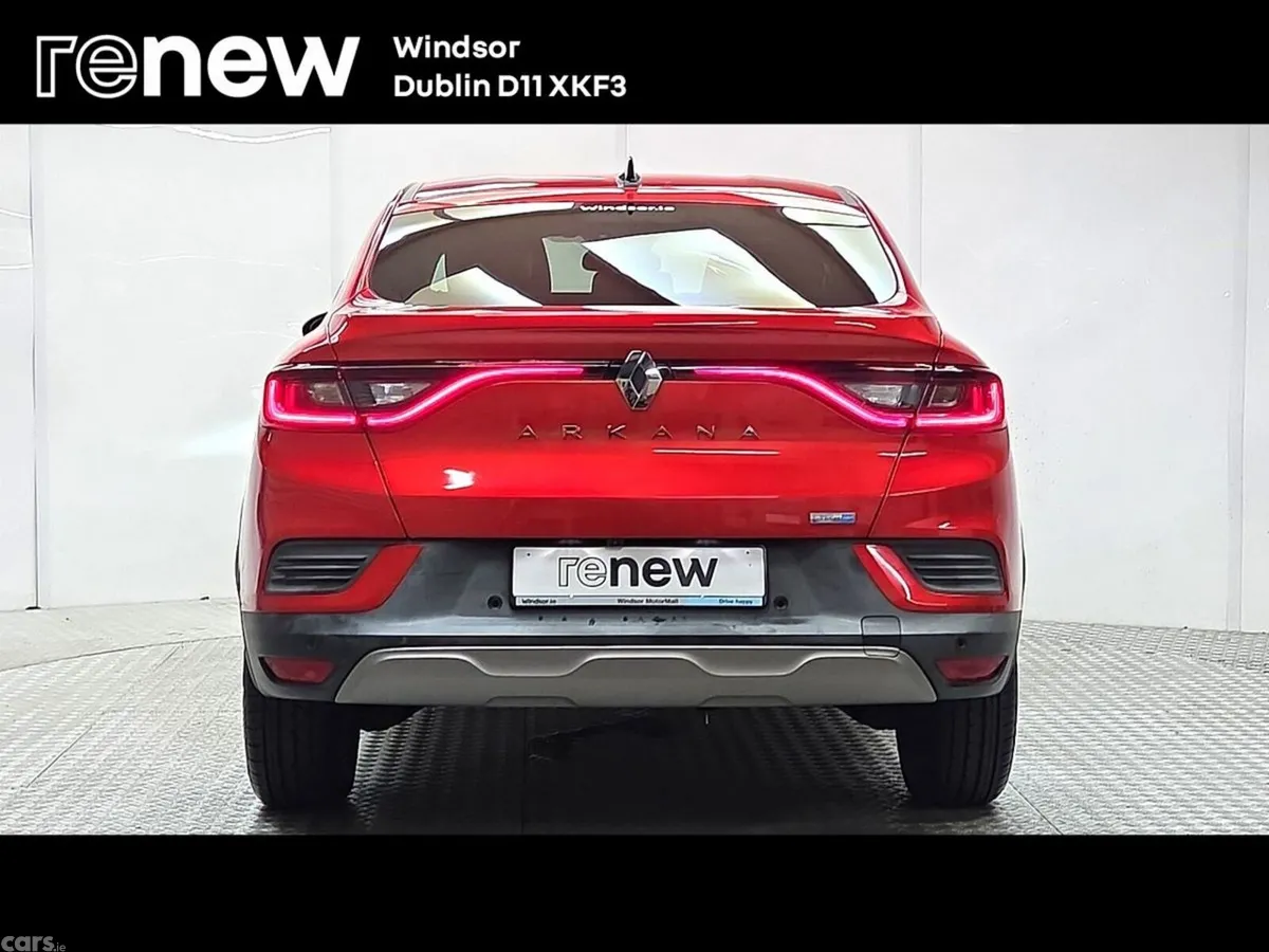 Renault Arkana Hatchback, Petrol, 2022, Red