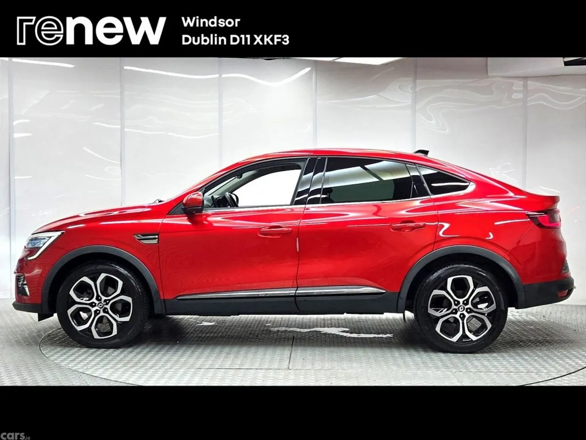 Renault Arkana Hatchback, Petrol, 2022, Red