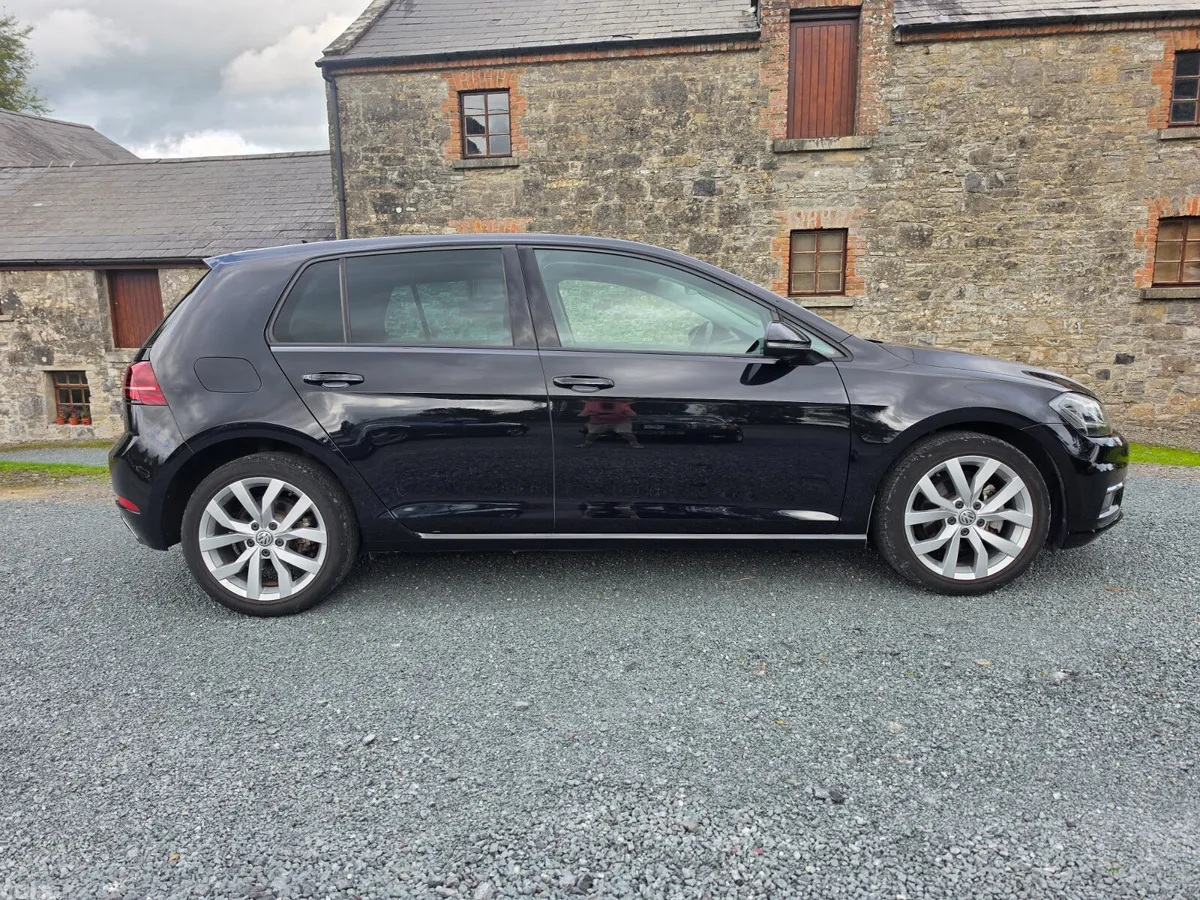Volkswagen Golf Hatchback, Petrol, 2017, Black