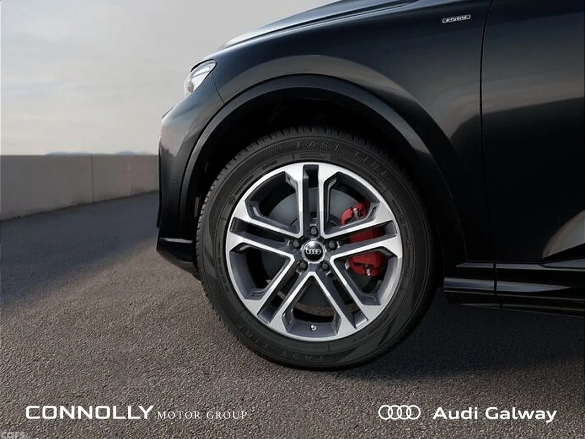 Audi Q5 SUV, Petrol Plug-in Hybrid, 2027, Black