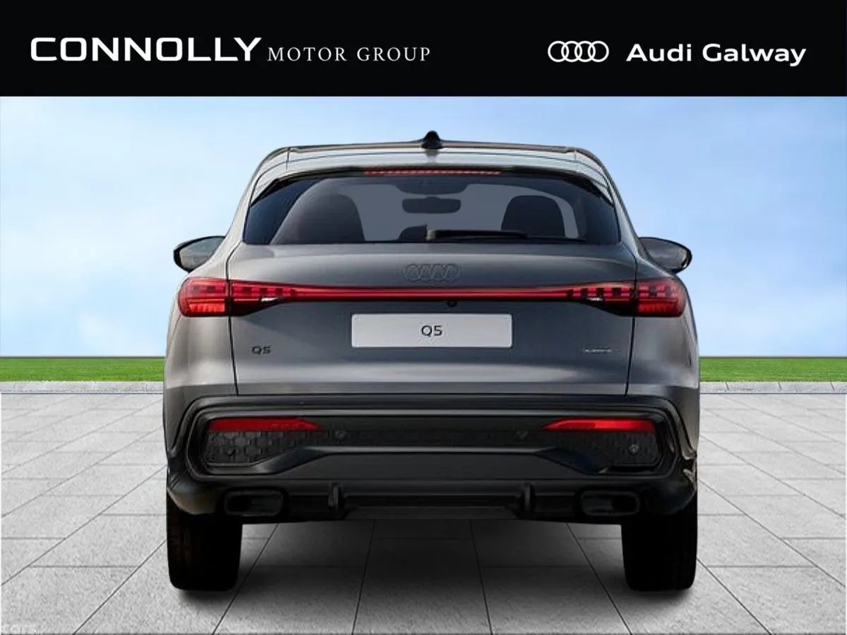Audi Q5 SUV, Petrol Plug-in Hybrid, 2027, Grey