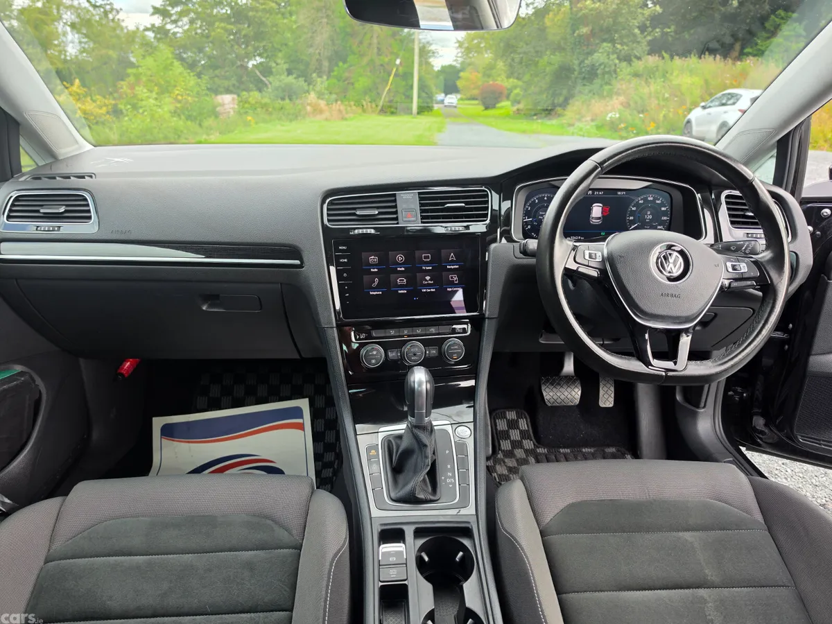 Volkswagen Golf Hatchback, Petrol, 2017, Black
