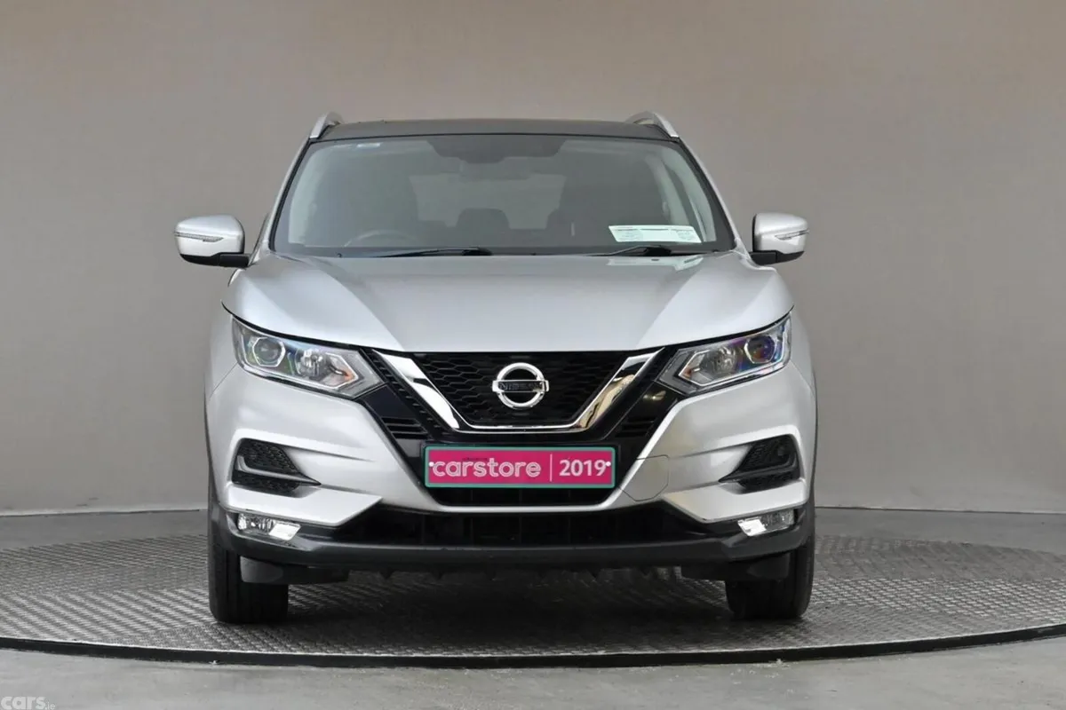 Nissan Qashqai SUV, Petrol, 2019, Grey