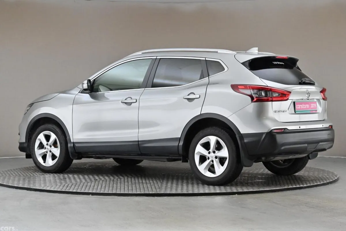 Nissan Qashqai SUV, Petrol, 2019, Grey