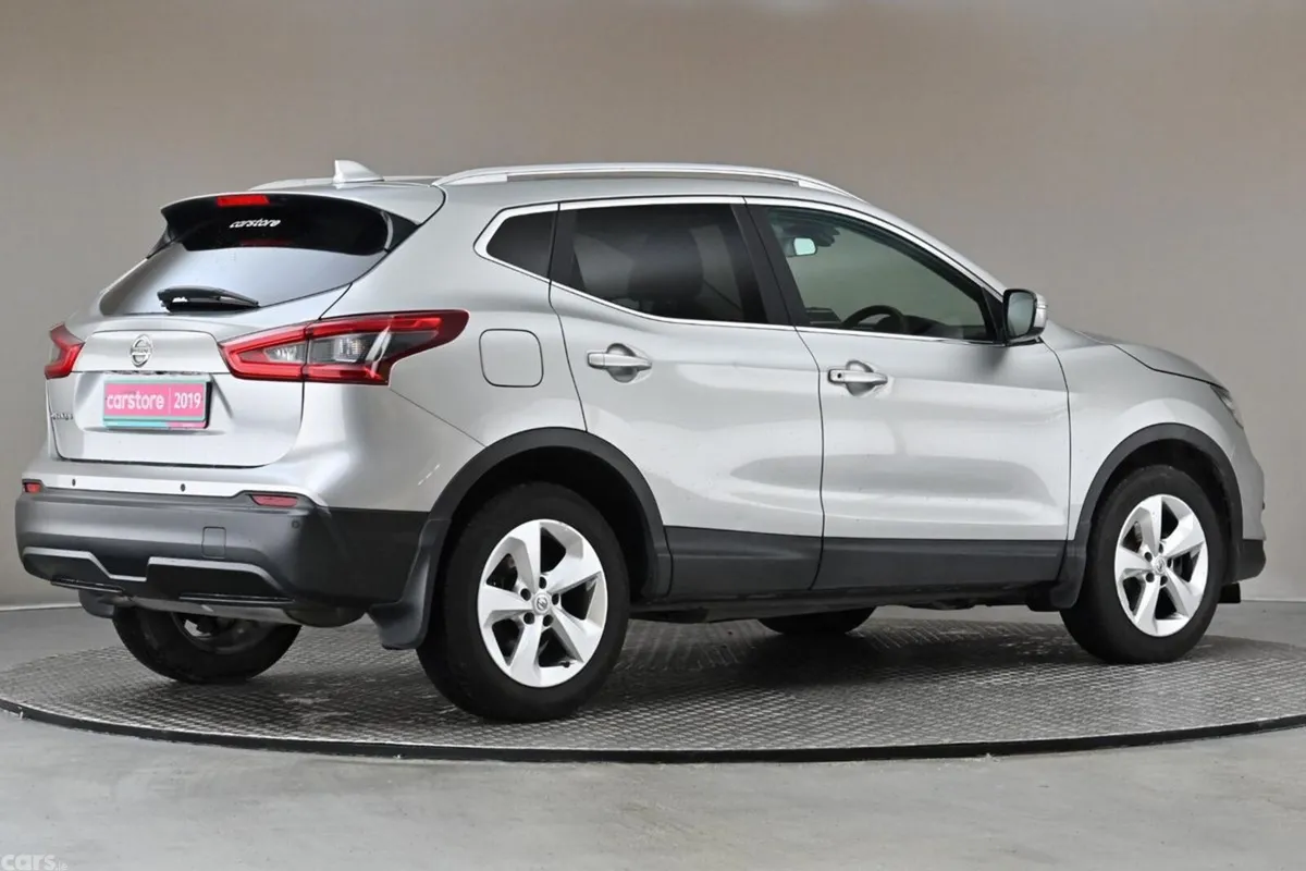 Nissan Qashqai SUV, Petrol, 2019, Grey