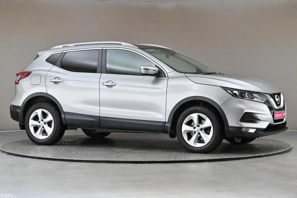Nissan Qashqai SUV, Petrol, 2019, Grey