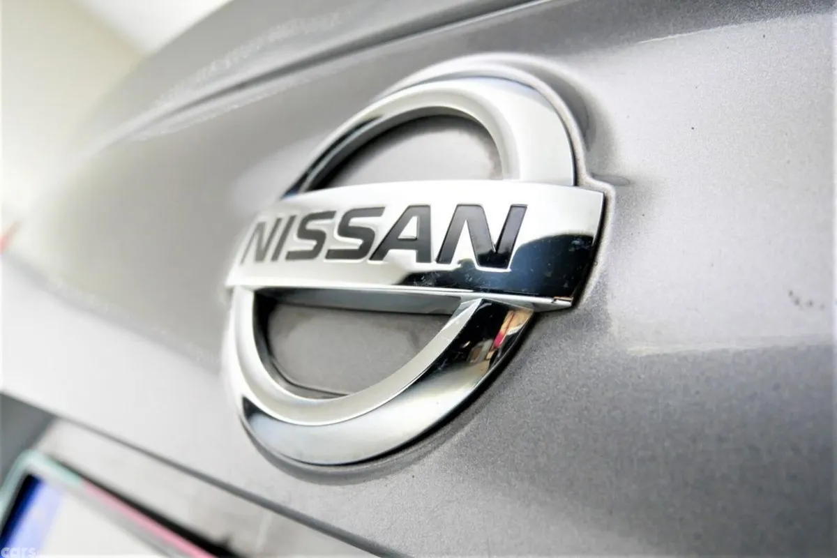 Nissan Qashqai SUV, Petrol, 2019, Grey