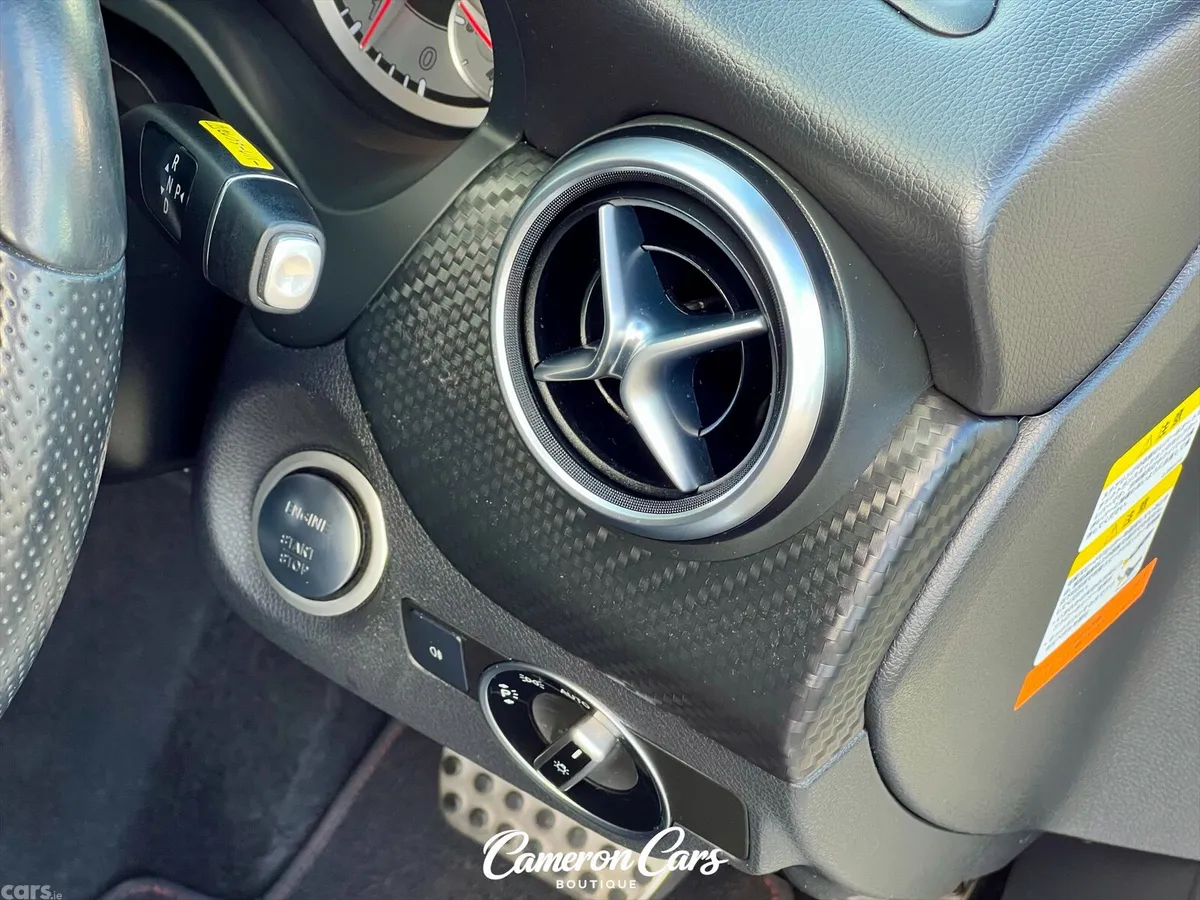 Mercedes-Benz A-Class Hatchback, Petrol, 2015, White