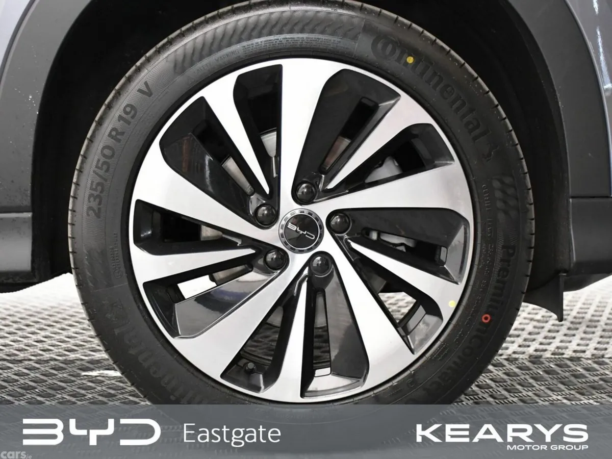 BYD SEAL U SUV, Petrol Plug-in Hybrid, 2026, Grey