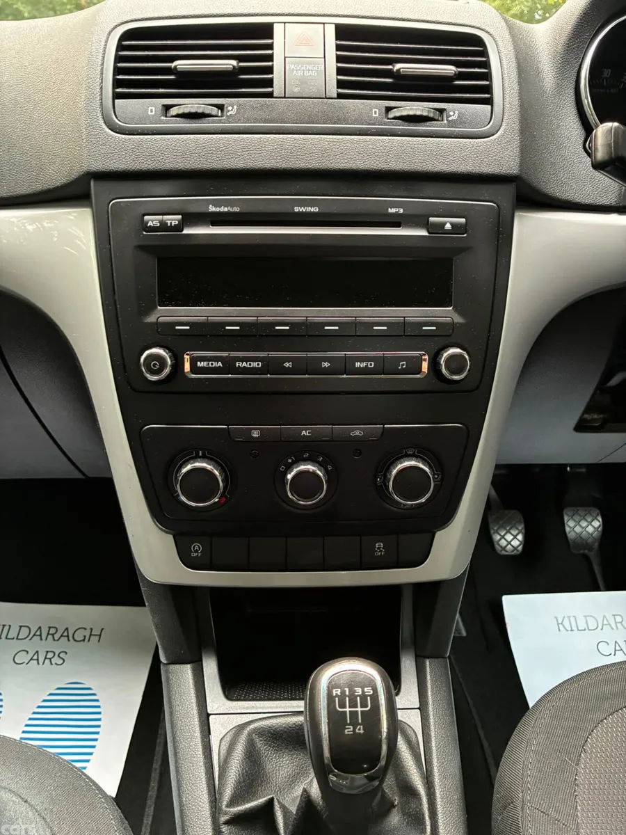 Skoda Yeti SUV, Diesel, 2011, Beige