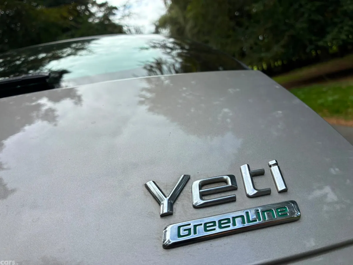 Skoda Yeti SUV, Diesel, 2011, Beige