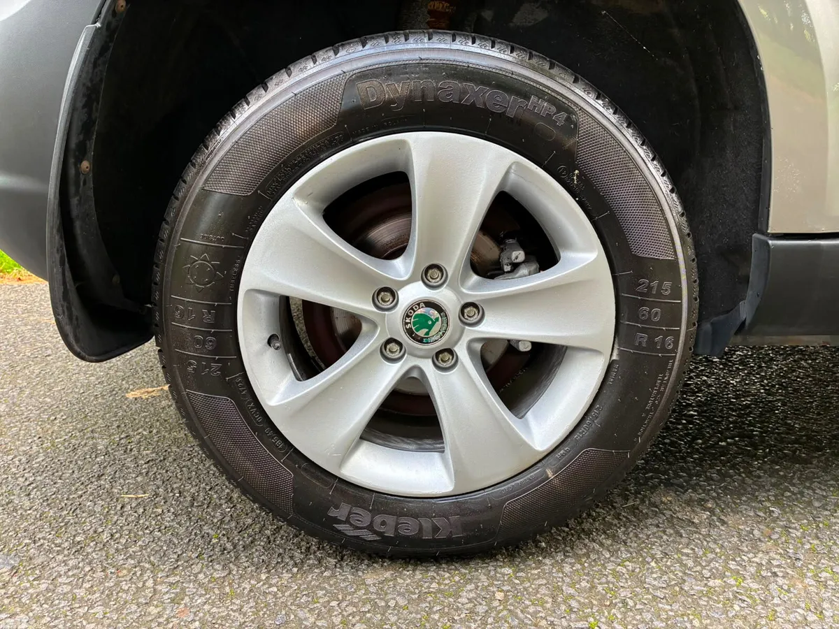 Skoda Yeti SUV, Diesel, 2011, Beige