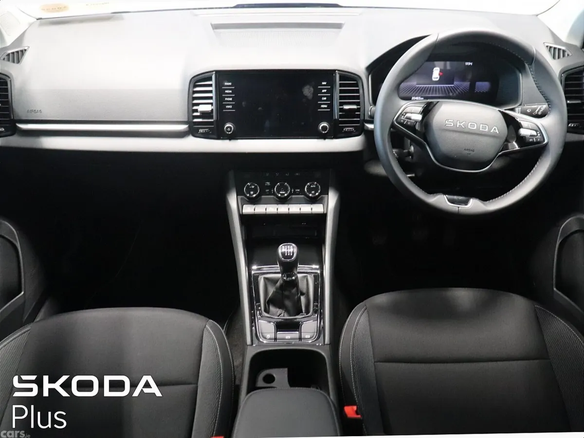 Skoda Karoq SUV, Diesel, 2026, Blue