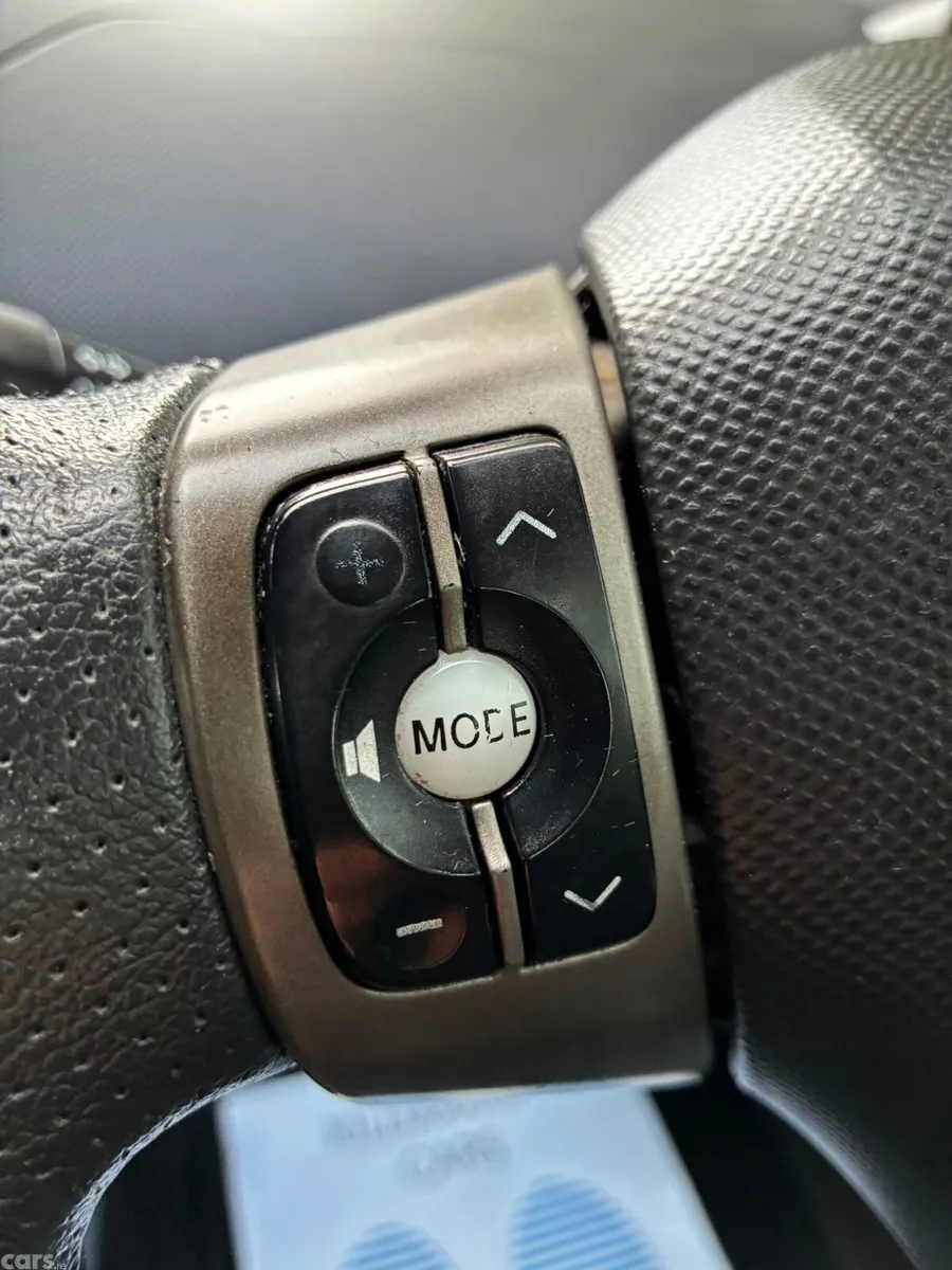 Toyota Yaris Hatchback, Petrol, 2010, Silver