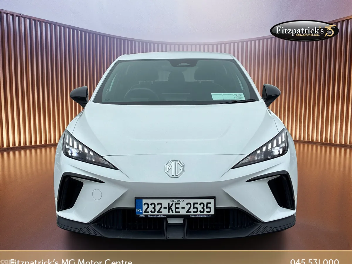 MG MG4 Hatchback, Electric, 2023, White