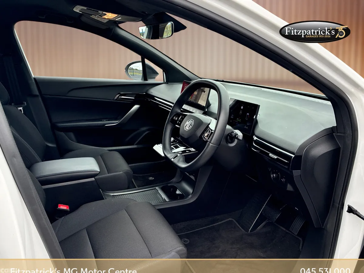 MG MG4 Hatchback, Electric, 2023, White