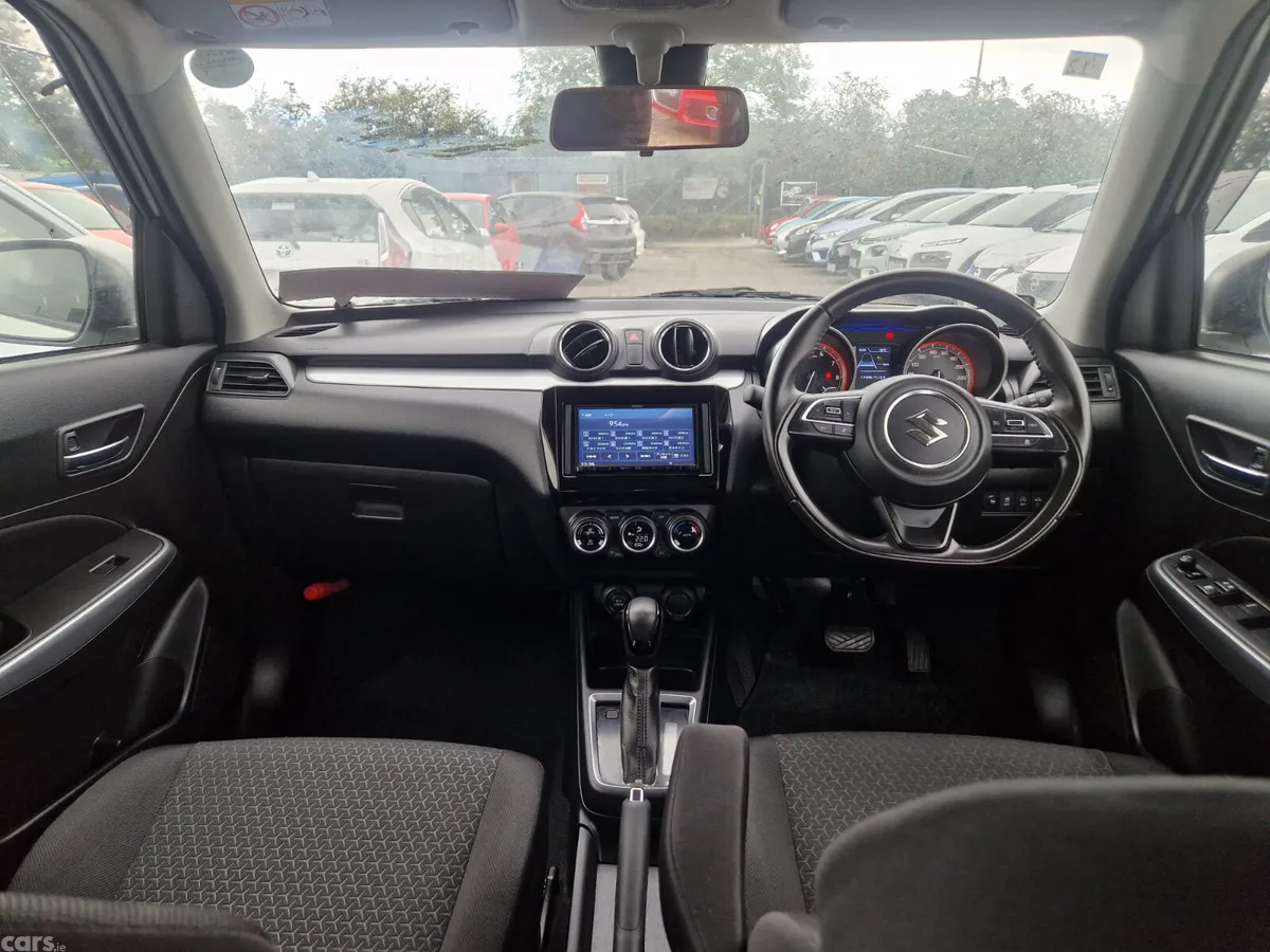 Suzuki Swift Hatchback, Petrol Hybrid, 2018, White