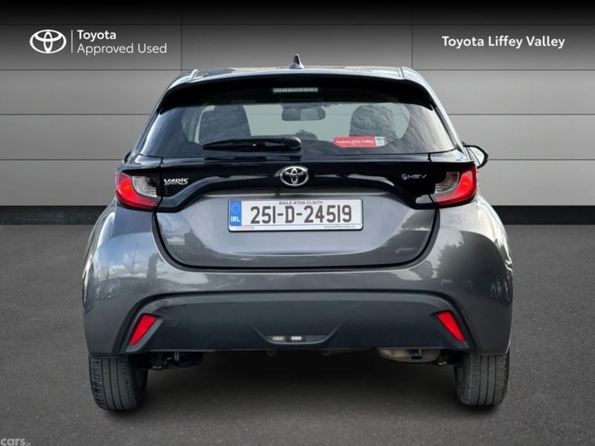 Toyota Yaris Hatchback, Petrol Hybrid, 2025, Grey