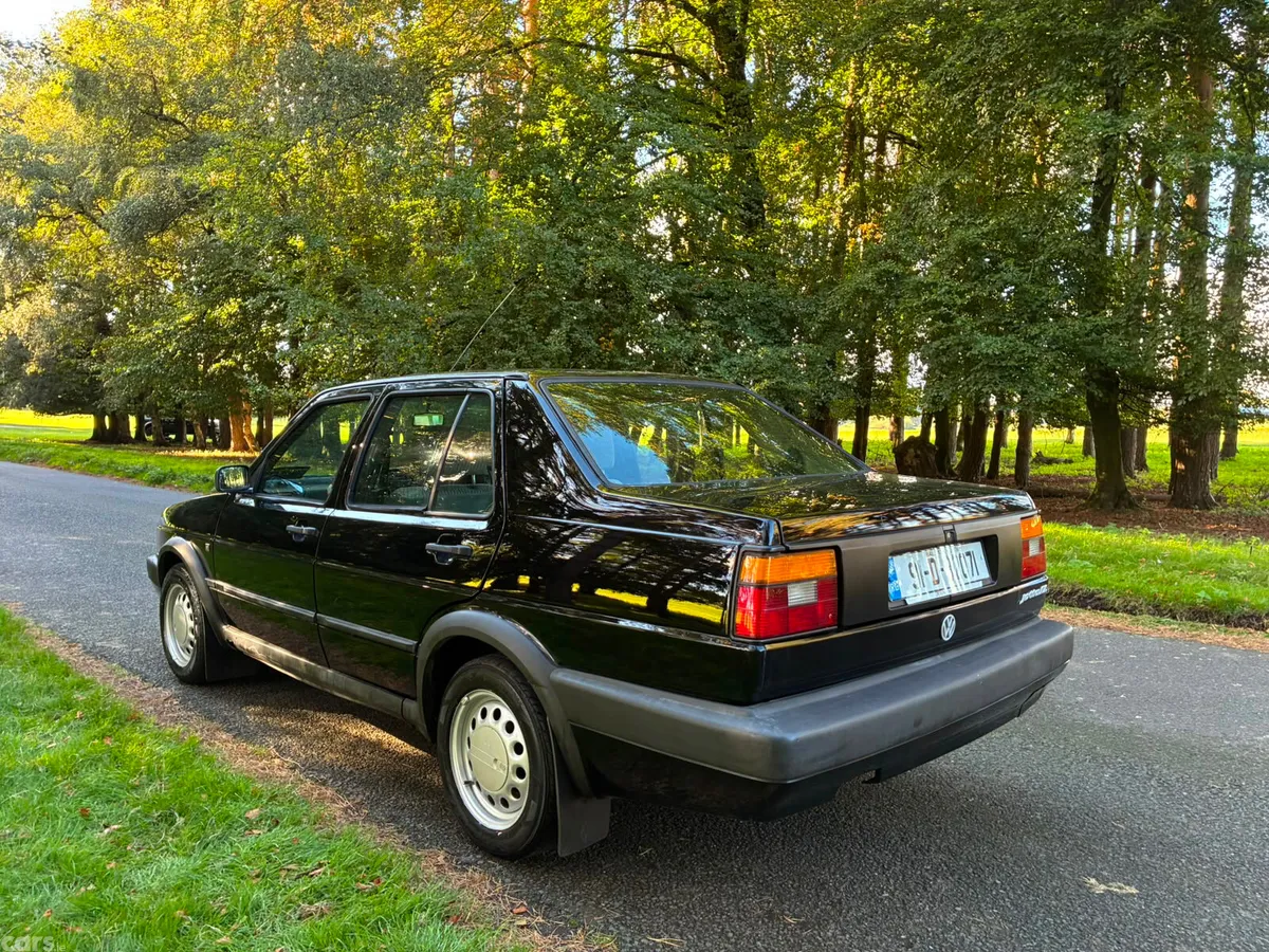 Volkswagen Jetta Saloon, Diesel, 1991, Black