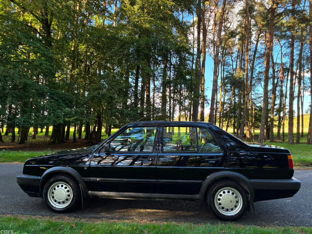 Volkswagen Jetta Saloon, Diesel, 1991, Black