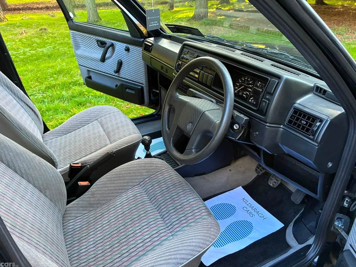 Volkswagen Jetta Saloon, Diesel, 1991, Black