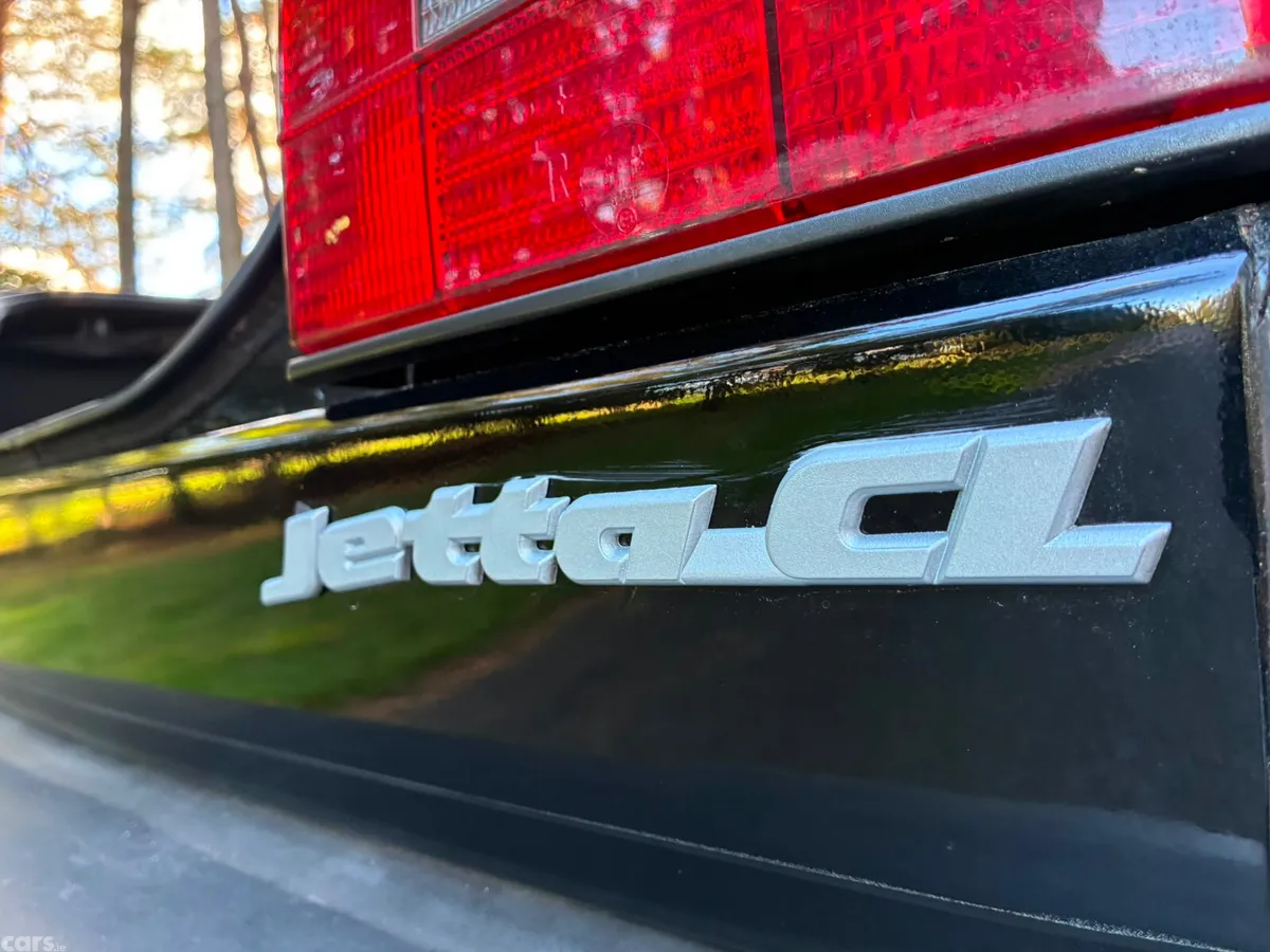 Volkswagen Jetta Saloon, Diesel, 1991, Black