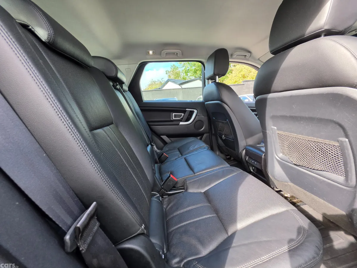 Land Rover Discovery Sport SUV, Diesel, 2015, White
