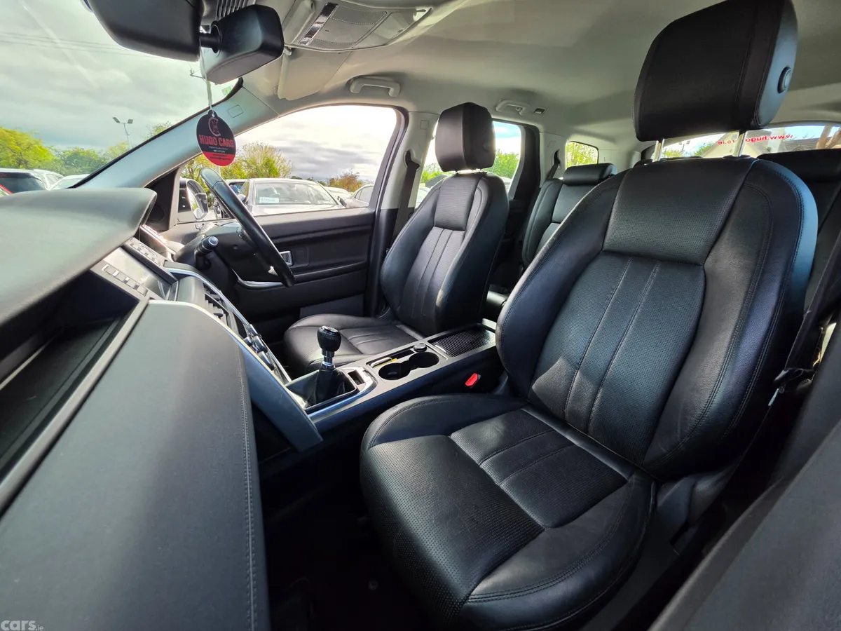 Land Rover Discovery Sport SUV, Diesel, 2015, White