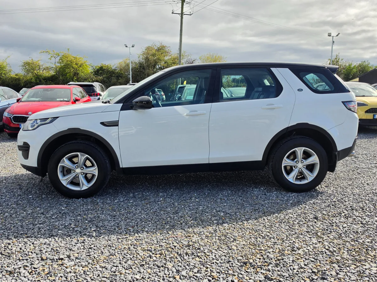 Land Rover Discovery Sport SUV, Diesel, 2015, White