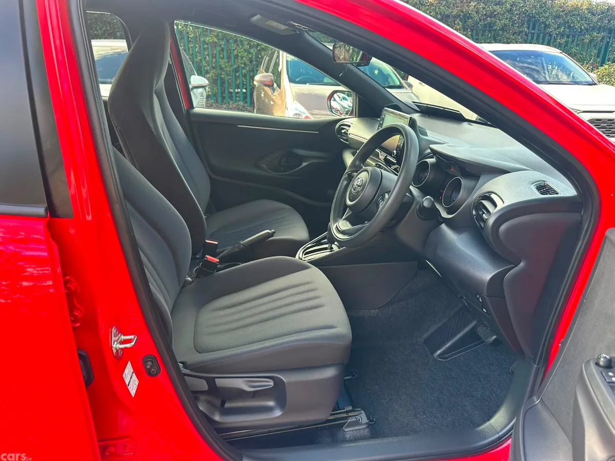 Toyota Yaris Hatchback, Petrol Hybrid, 2022, Red