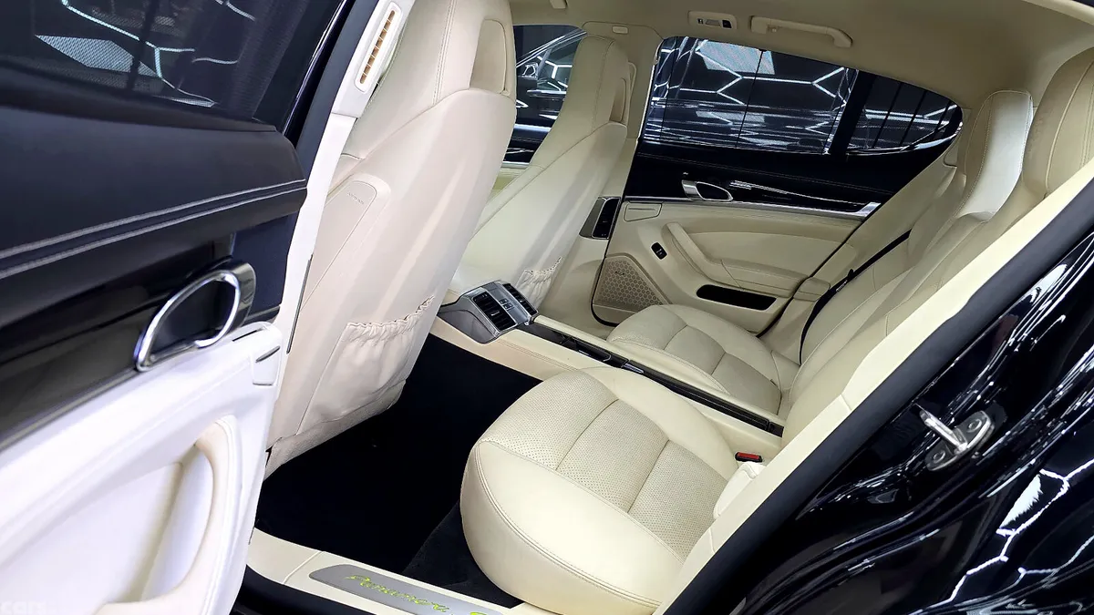 Porsche Panamera Hatchback, Petrol Plug-in Hybrid, 2016, Black