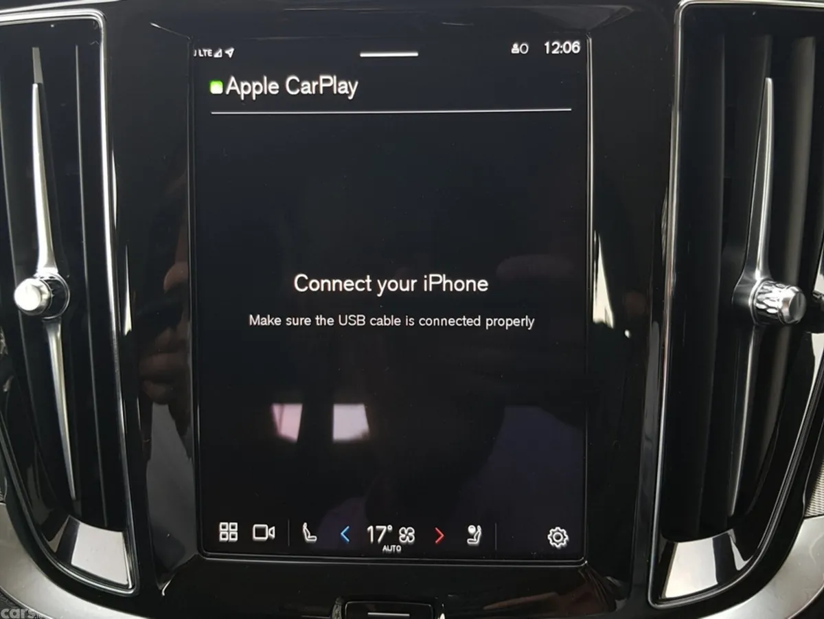 Volvo V60 Estate, Petrol Plug-in Hybrid, 2025, Blue