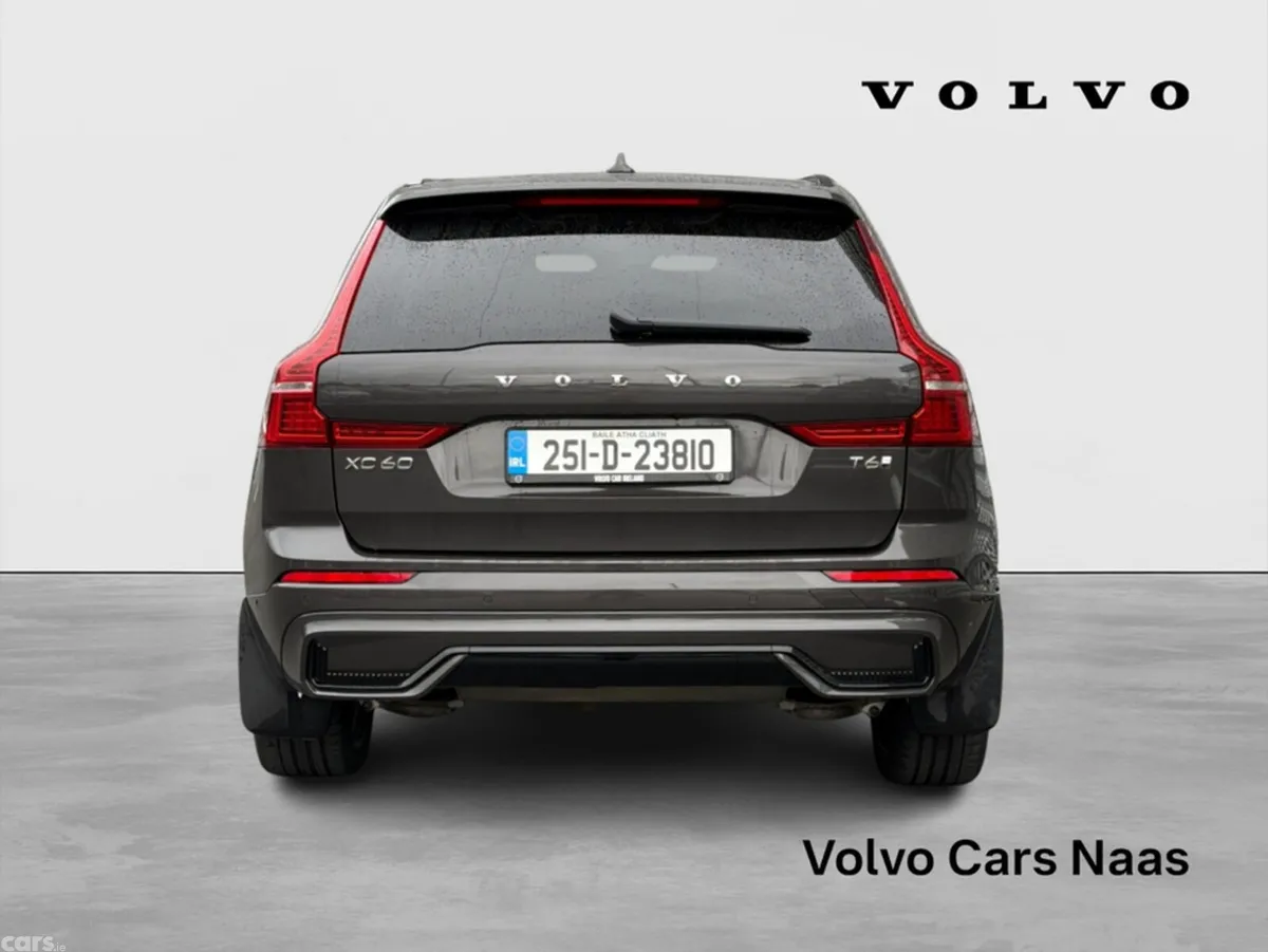 Volvo XC60 SUV, Petrol Plug-in Hybrid, 2025, Grey