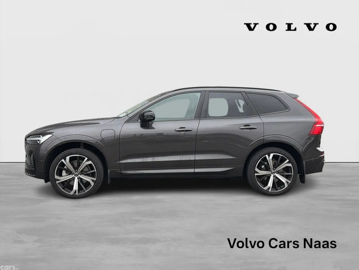 Volvo XC60 SUV, Petrol Plug-in Hybrid, 2025, Grey