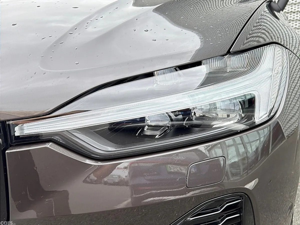 Volvo XC60 SUV, Petrol Plug-in Hybrid, 2025, Grey