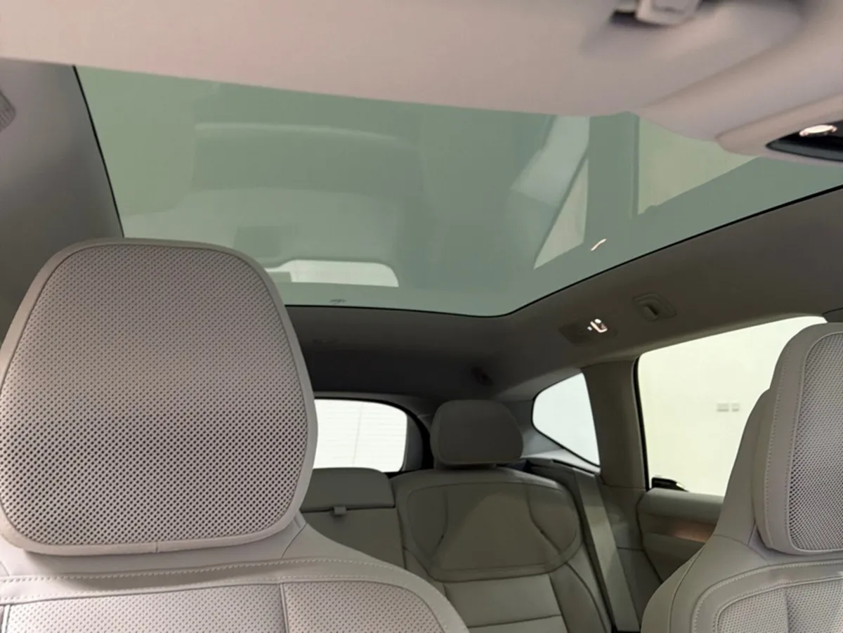 Volvo EX60 Estate, Electric, 2026, Green