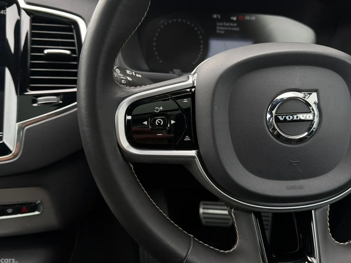 Volvo XC90 SUV, Petrol Plug-in Hybrid, 2021, Grey