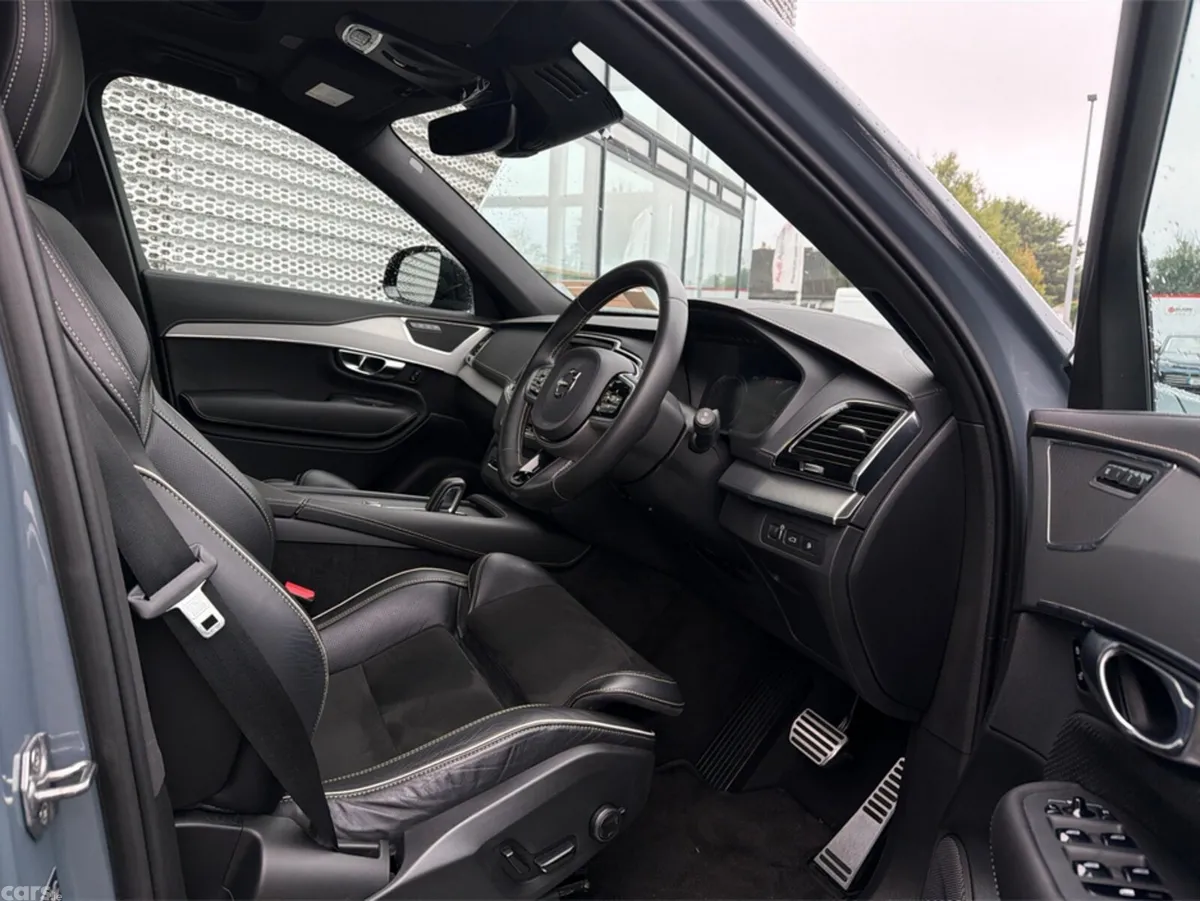 Volvo XC90 SUV, Petrol Plug-in Hybrid, 2021, Grey