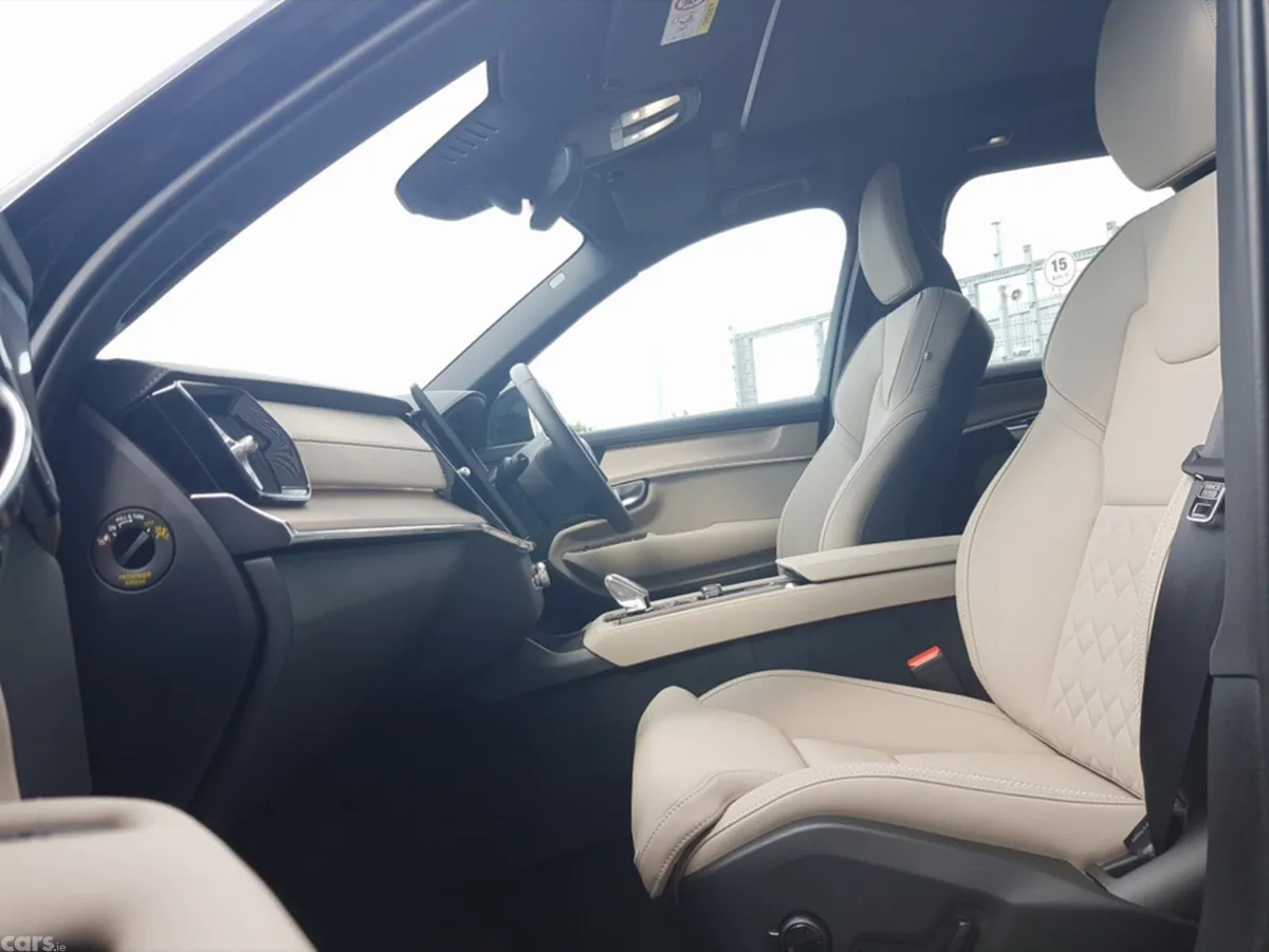 Volvo XC90 SUV, Petrol Plug-in Hybrid, 2026, Black