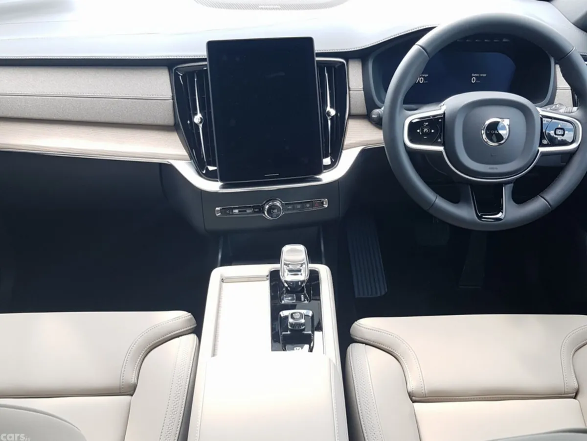 Volvo XC90 SUV, Petrol Plug-in Hybrid, 2026, Black